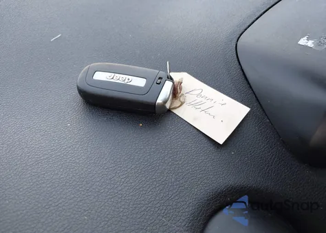 2016 Jeep Renegade Limited z USA, uszkodzony, nr VIN ZACCJBDT4GPC61887